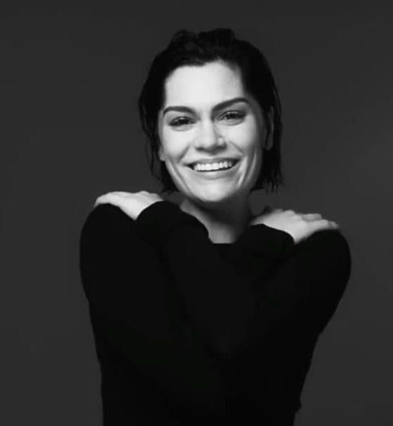🎤 Jessie J revela que tiene cáncer de mama: “Estoy asustada, pero también agradecida”